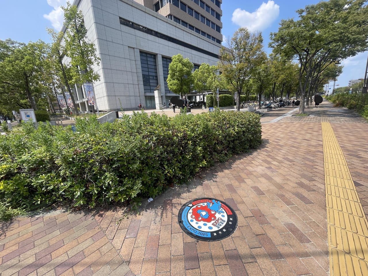 ミャクミャクデザインのマンホール紹介とその魅力