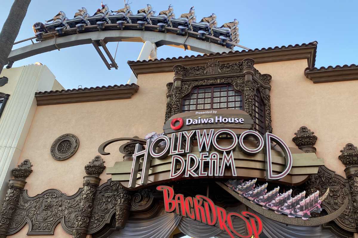 USJアトラクション・ショー - YouTube