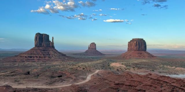 夏の旅行に何着てく？国内・海外の旅行先にぴったりな大人女子におすすめコーデ30選DROBE MAGAZINE -ファッションで素敵に、毎日を楽しく