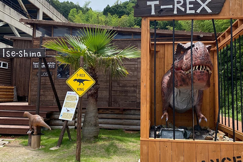 恐竜Miniミュージアムを１１月１９日 火 をもって 休止いたしました。🚧 リニューアルオープン後に トバリュウ などの化石展示コーナーなどを設ける 予定になっているので、お楽しみにっ🥳👍✨ 動くT-REXは、そのままなので 記念撮影など、楽しんでいただけます