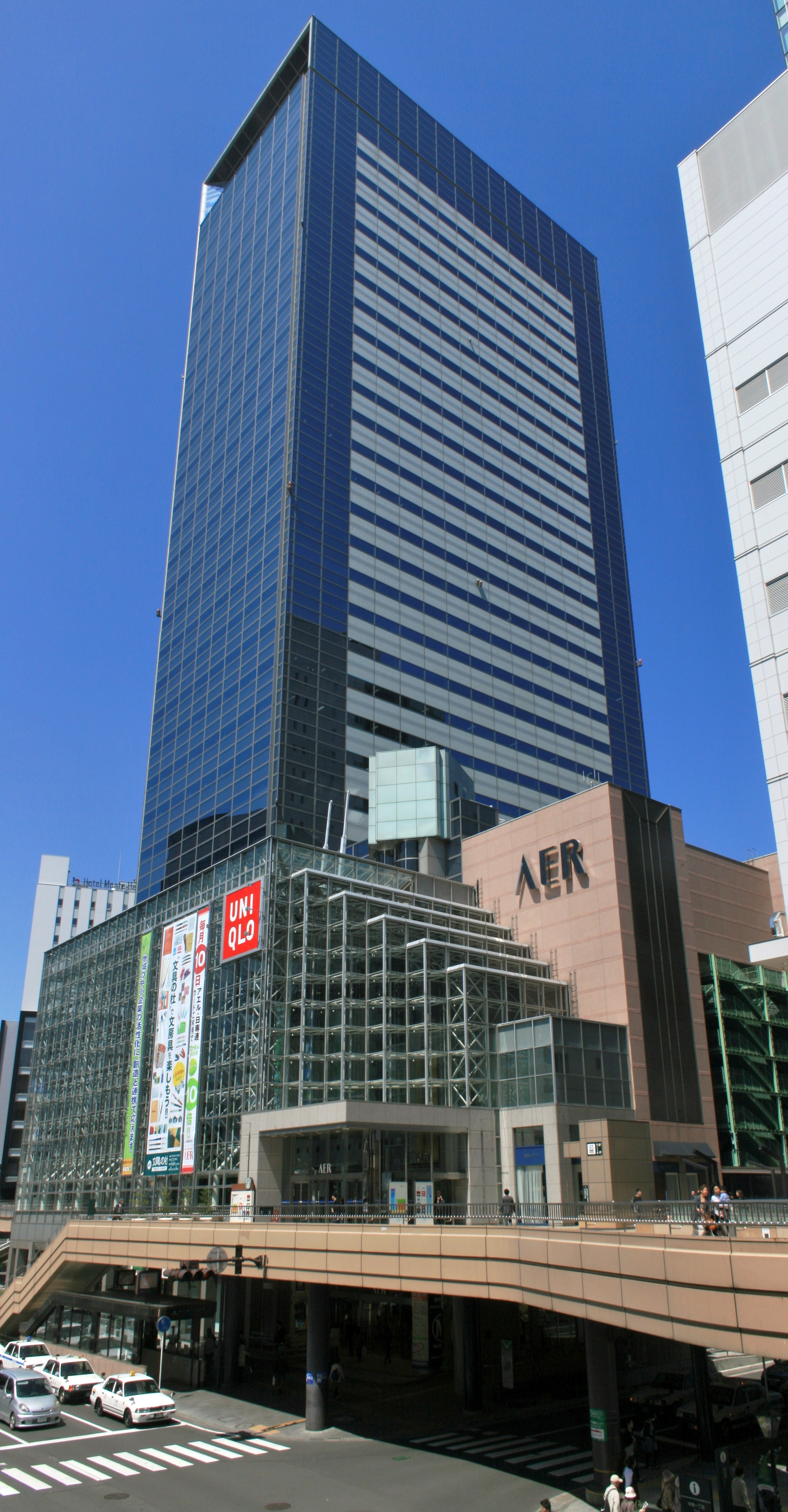 碁盤の目状の仙台市街を眺める AER アエル 展望テラス 無料展望室ノススメ vol.2舞鶴さんが旅に出る理由はだいたい100個くらいあって