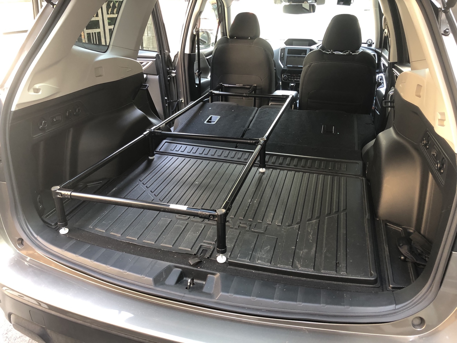 SUV車用車中泊対応イレクターパイプテーブルフレームのみSKフォレスターアウトドア