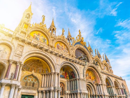 ベネチアの見所は鐘楼に始まり、ドゥカーレ宮殿で1日は終わる - どこかに行きたいなぁ〜旅行記