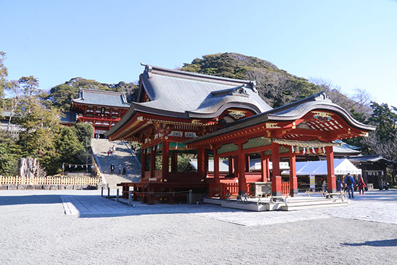 鎌倉・鶴岡八幡宮おすすめ参拝コース。境内の見どころやご利益も楽天トラベル