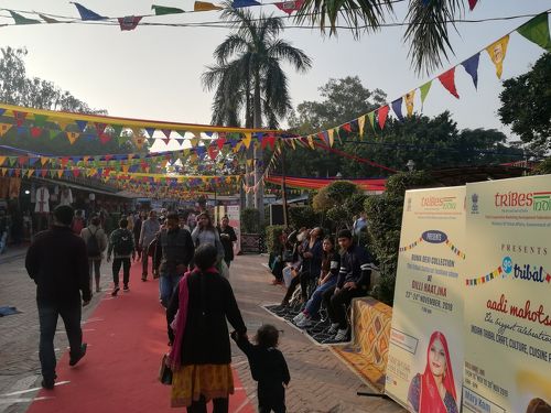 気温４５度を示すインドの首都ニューデリー市 ：気温４５度超えた世界 写真特集：時事ドットコム