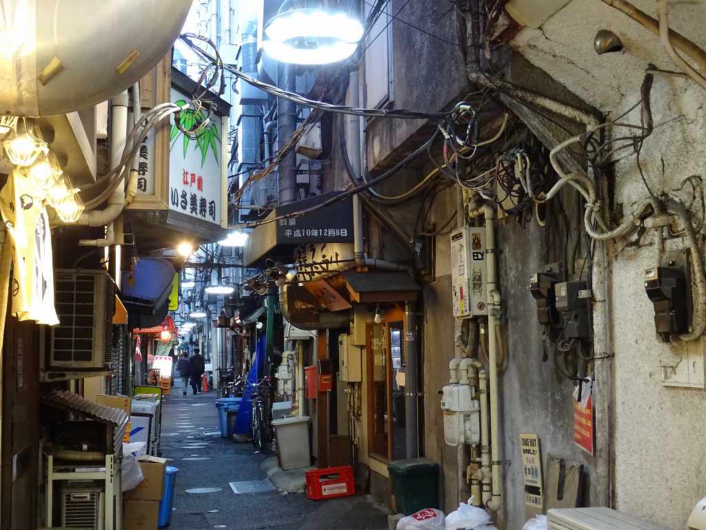 東京・大井町の東口飲食店街ではしご酒！昭和の雰囲気たっぷりな6軒グルメ情報誌「おとなの週末Web」