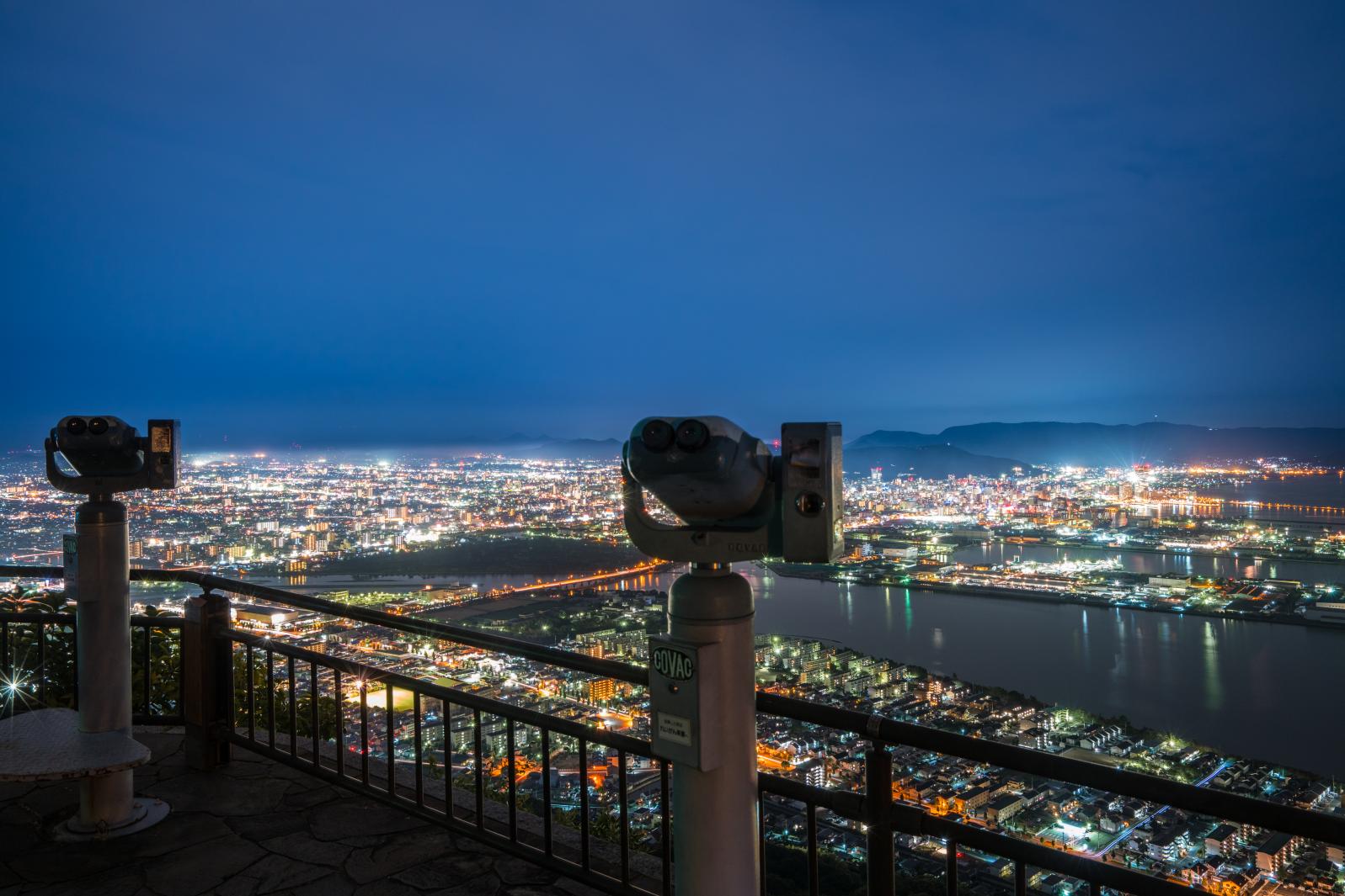 香川県観光ならここ！ 旅行やデートにおすすめの夜景スポット3選ラブログオリジナルTシャツの作成・製作ならラブラボ
