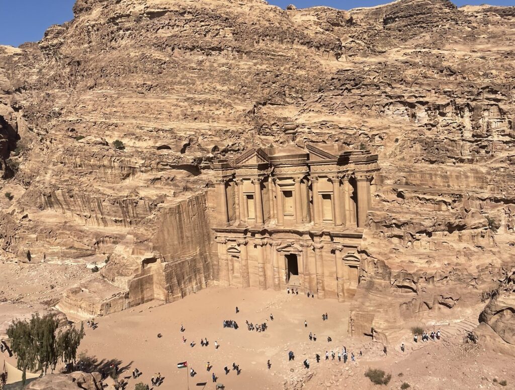 ペトラ遺跡の楽しみ方ヨルダン旅行・ツアー・観光│クラブツーリズム