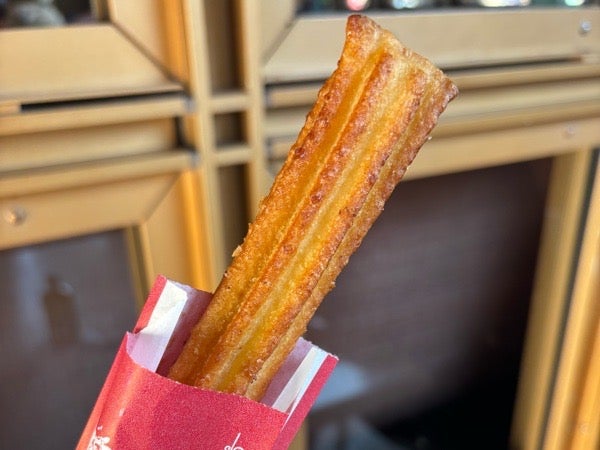 TDL TDSで優先的に予約したい、プライオリティ・シーティング対応人気レストラン6選！ディズニーグッズ買取の GOODS買取ネット 公式サイト