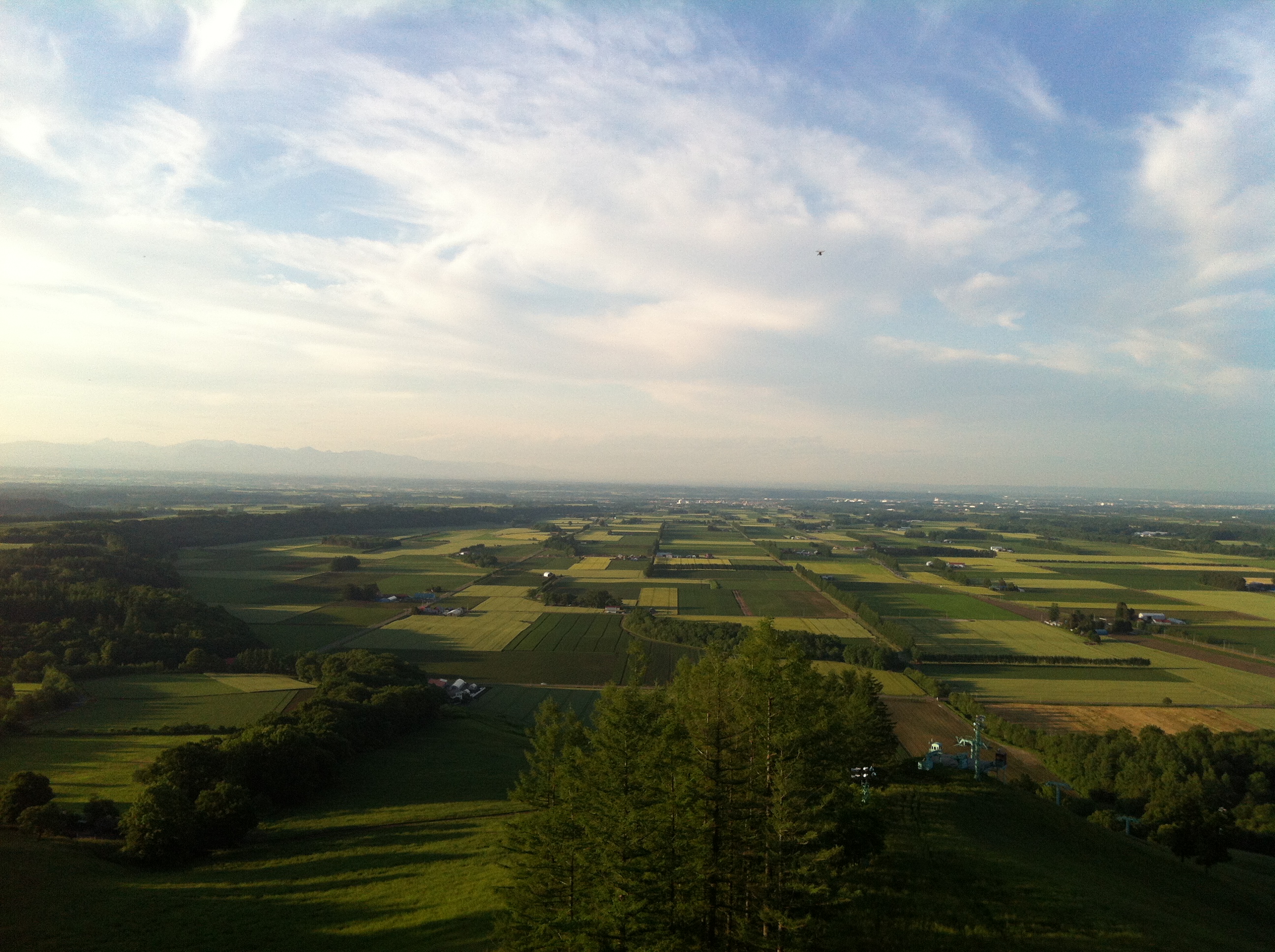 眺めてみたらｉｎ町村 ５ 「芽室・新嵐山スカイパーク展望台」十勝毎日新聞電子版－Tokachi Mainichi News Web