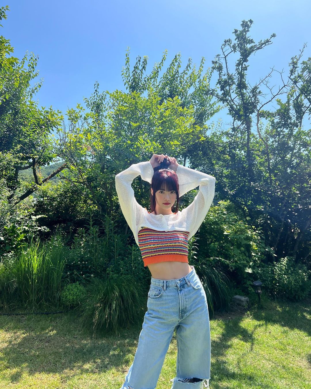 韓国編 夏旅行の服装問題。「韓国女子」っぽい旅コーデのつくり方現地スナップや人気スポットも♡ - CanCam.jp キャンキャン