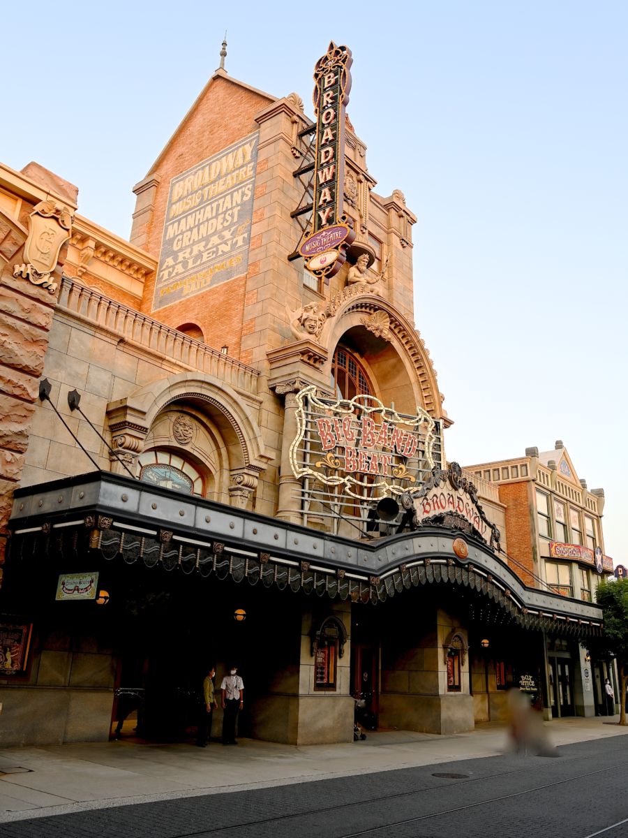 こんばんは！ ブロードウェイ・ミュージックシアター✨ 沢山の思い出が詰まる場所♪ ✴︎ ✴︎ ✴︎tokyodisneyresorttokyodisneyseadisneyresortdisneyseatdrtds東京ディズニーリゾート東京ディズニーシーディズニーシーディズニーディズニー写真