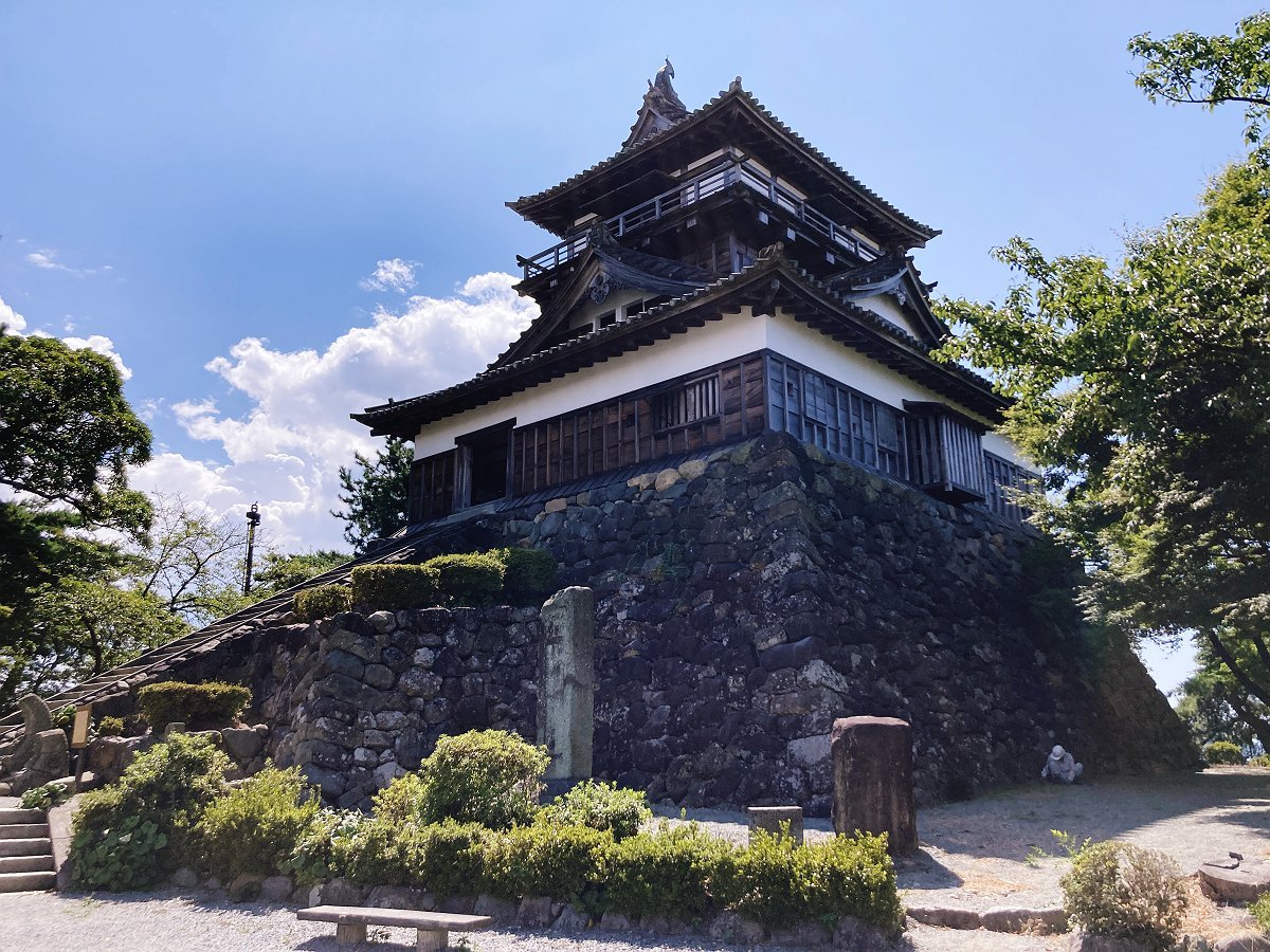 越前丸岡城を国宝に文化遺産の世界