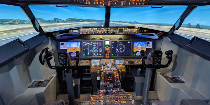 694 フライトシミュレーター Stock Photos, High-Res Pictures, and Images - Getty Imagesコックピット, シミュレーション