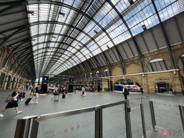 ハリーポッターファン必見！キングスクロスの9 3⁄4 プラットフォームへのアクセス方法