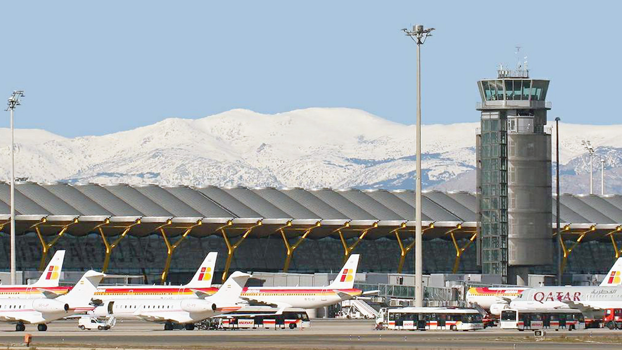 マドリード·バラハス空港 ターミナルT4S到着経路の体験レポ☆直行便で行くスペイン！ Madrid-Barajas AirportSPAINTECA♡味なスペインにさそわれて