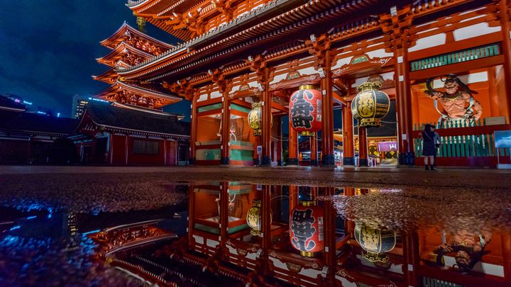 浅草寺を歩くなら夜がおすすめ。ライトアップの雷門、仲見世、五重塔、二天門さんぽを体験 更新版体験じゃぱん