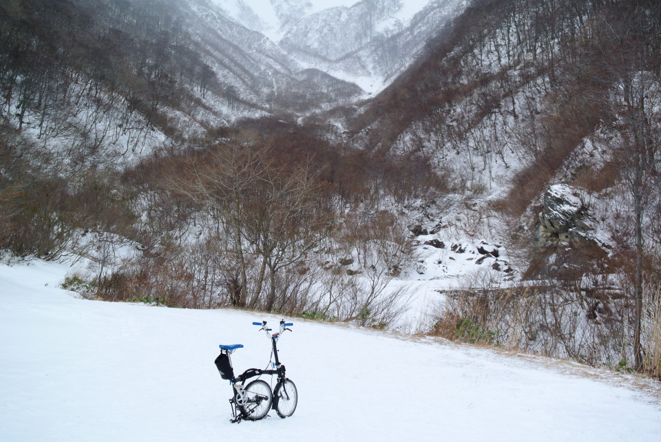 ブロンプトンで谷川岳一ノ倉沢へ紅葉を見に行ってきた。ブロンプトンでどこまでも