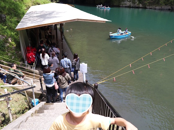 高千穂峡のボートはネット予約で。料金と駐車場は確認を - 神社と御朱印、ときどき寺院