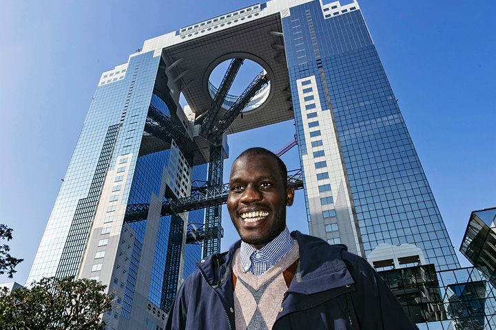 大阪・梅田スカイビルの空中庭園展望台「ルミ・スカイ・ウォーク」が全面リニューアル楽天トラベル