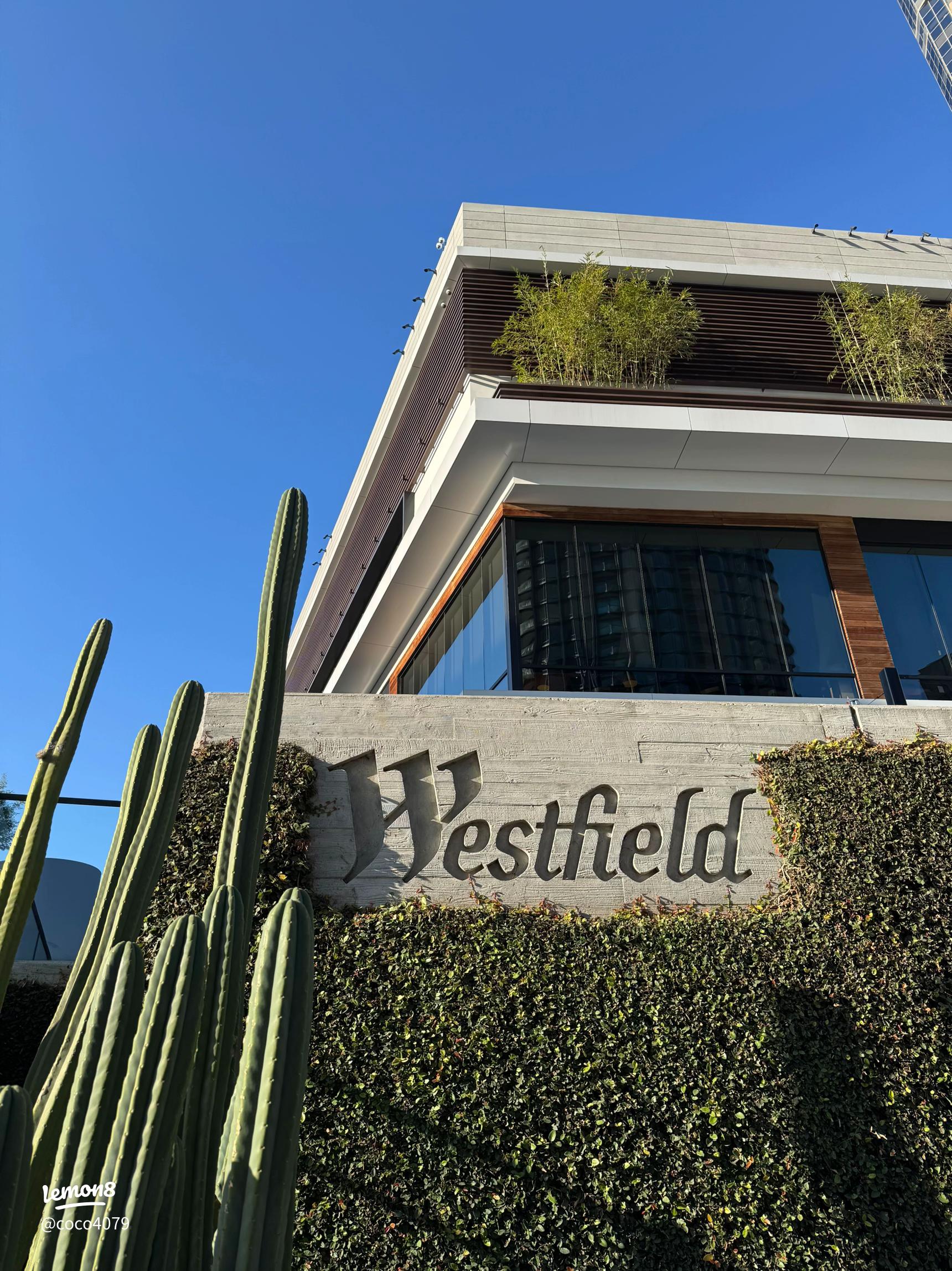 ロサンゼルス旅行① ビバリーヒルズ🇺🇸でのご飯アメリカロサンゼルスビバリーヒルズロサンゼルス旅行nbausalaxアメリカ旅行富山azitoみうかんなステーキロブスターロサンゼルス空港弾丸旅行海外旅行clevelandcavalierscavs