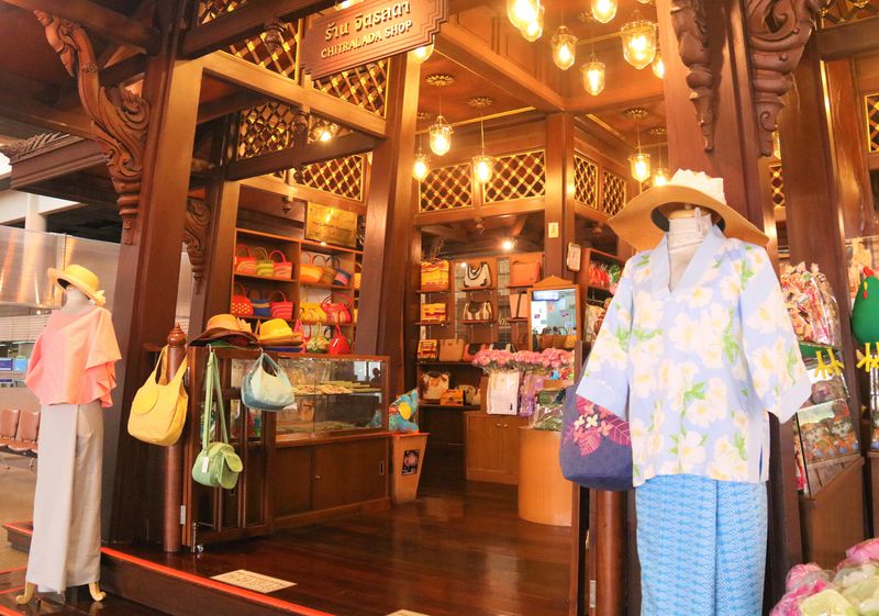 2025年最新 バンコク・スワンナプーム空港で買えるタイのお土産厳選まとめ