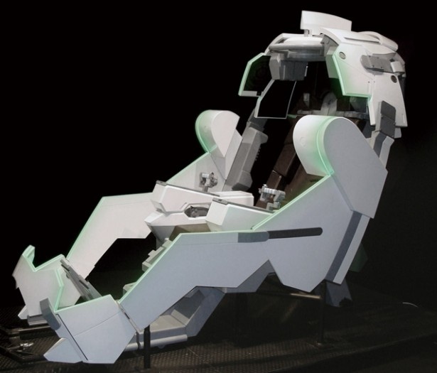 ガンダムよ永遠に 那須ハイランドパークに実物大のガンダム頭部とコックピットが出現した！ １０分の１スケールのサザビーも- 産経ニュース