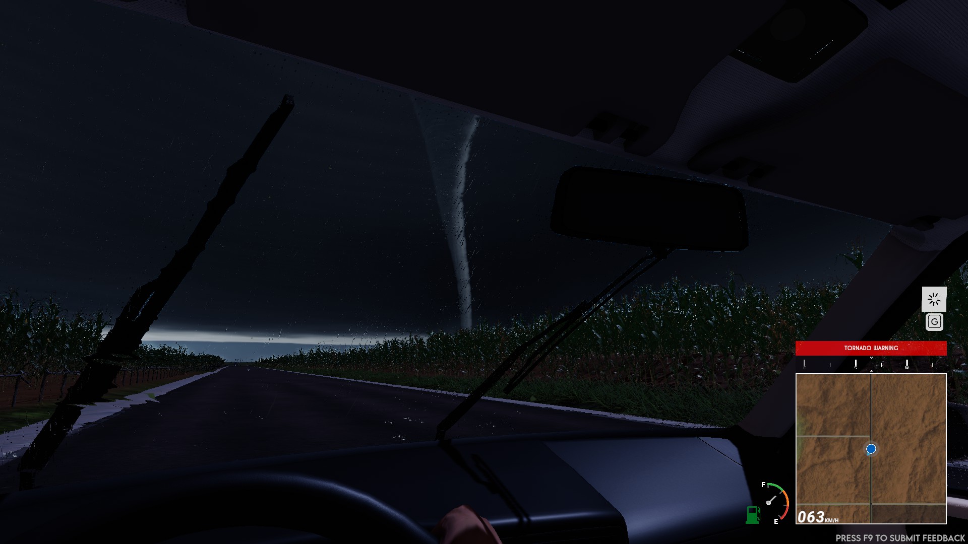 PCゲーム極☆道 第167回『OUTBRK』 巨大竜巻を車に乗って追跡するストームチェイサーシムはリアルな空の描写も魅力