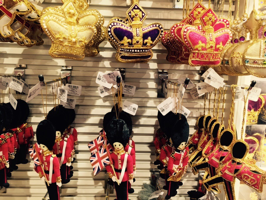 l love London オススメのお土産 ロンドン旅16ジュリーズの気楽に素敵なTea Time