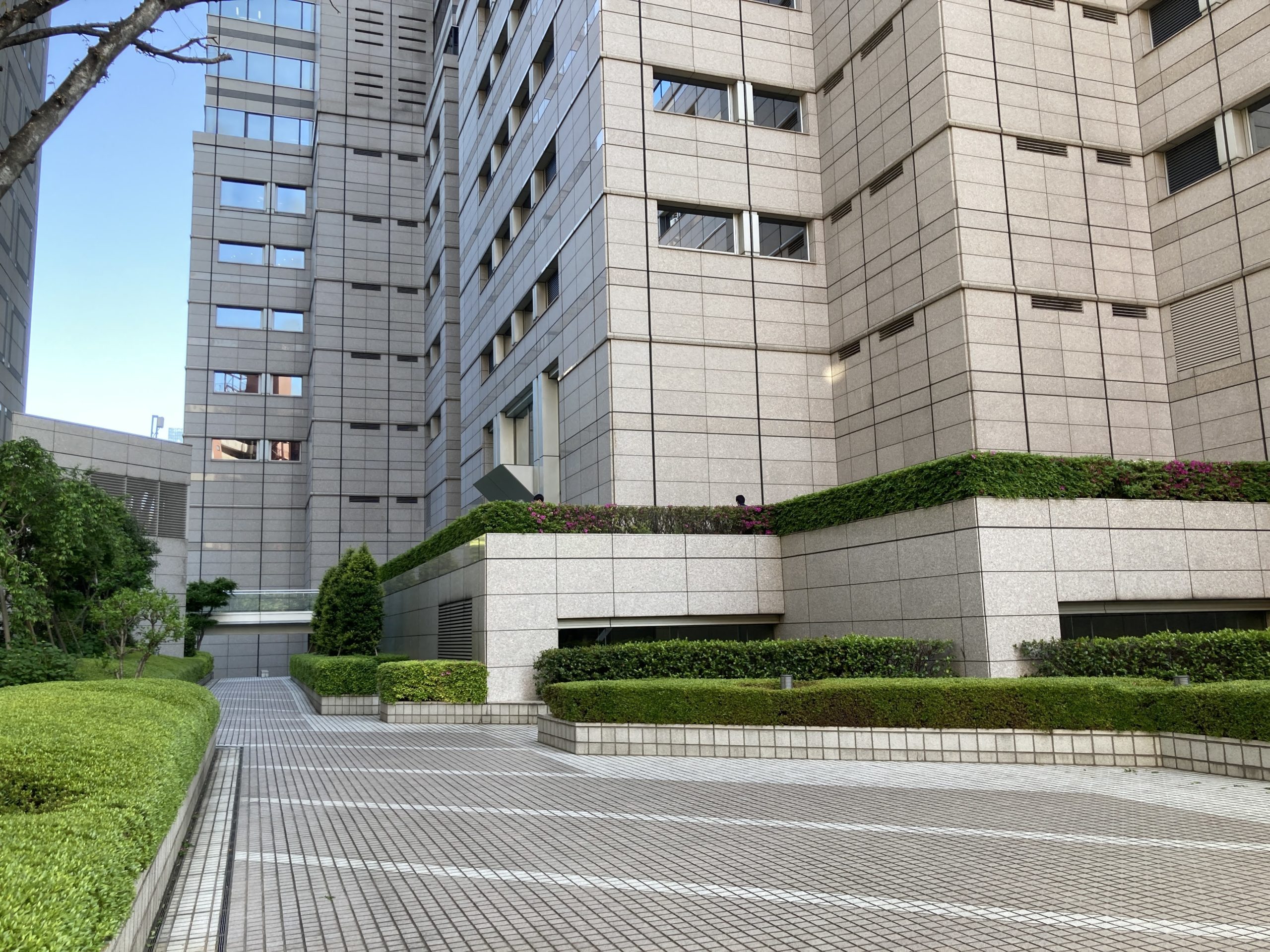 新宿パークタワー 展望塔 タワー 周辺のビジネスホテル - NAVITIME