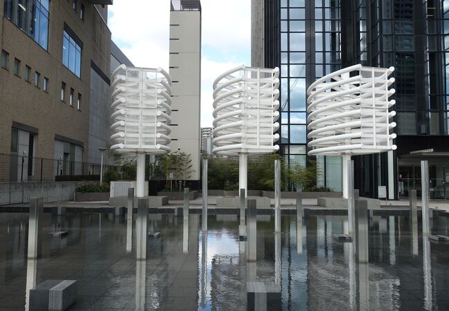 🟡 第3回ホタルの灯り路 6 7駐車場＆歩行ルートのご案内 地図をぜひチェックしてみてくださいね📍 🅿️駐車場のご案内 3か所ございます！今年はすべて無料です！ ① JA志和アグリセンター ② JA向い側バス停裏の空き地 ③ 旧志和堀小学校 🚲️駐輪場のご