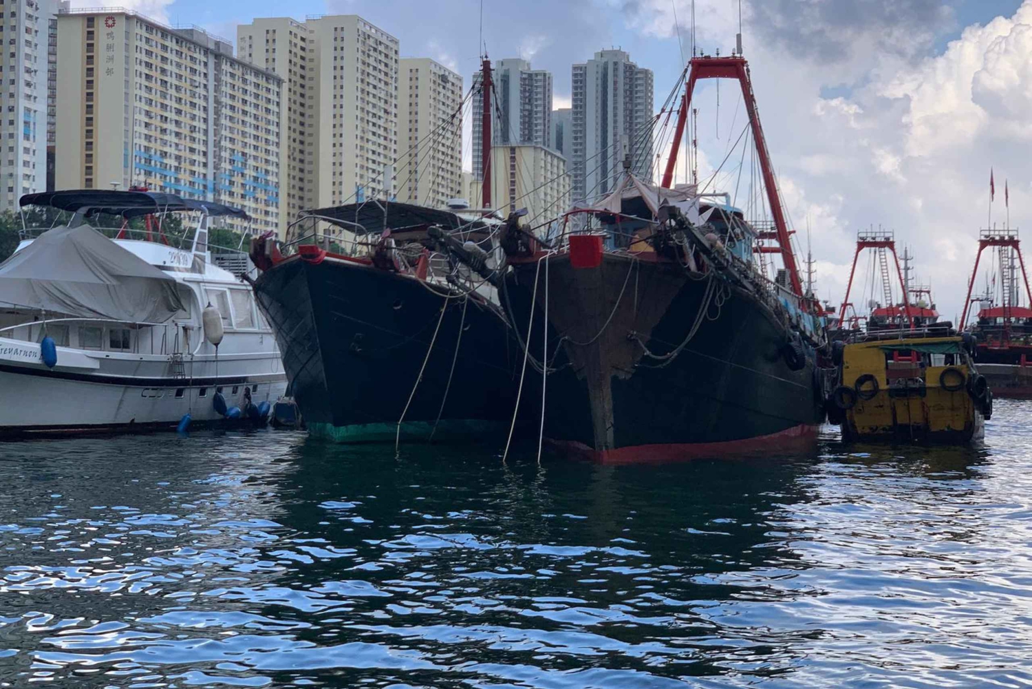 香港仔 アバディーン 2003年10月10日 - 香港無いとサイト