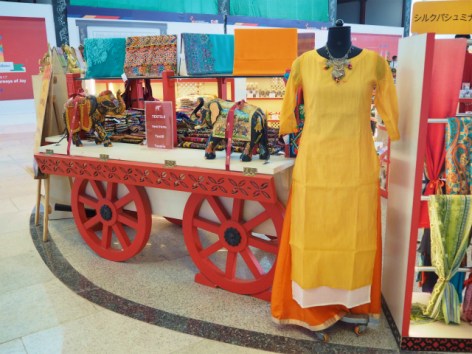 インド旅行記 3 3 ニューデリーで買う お土産紹介 ばらまき土産通販日記