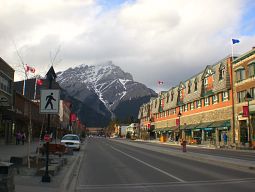 バンクーバー発祥の地！「ガスタウン」はお土産も充実なオシャレな街並みカナダトラベルjp 旅行ガイド