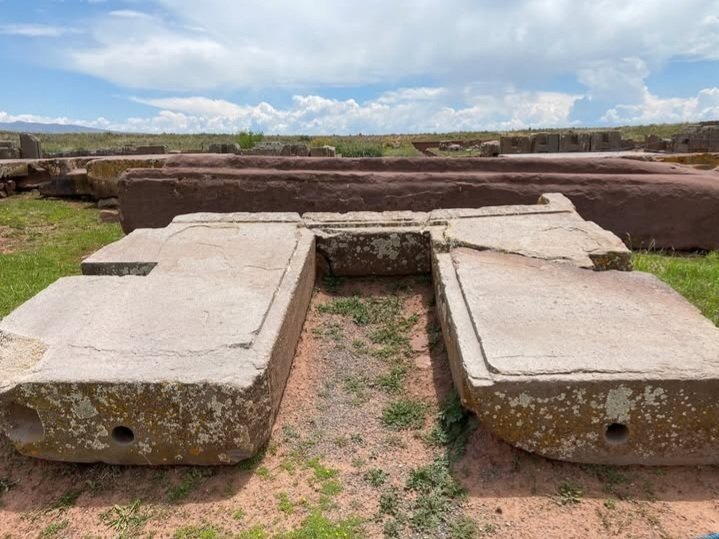 ティワナク - Wikipedia