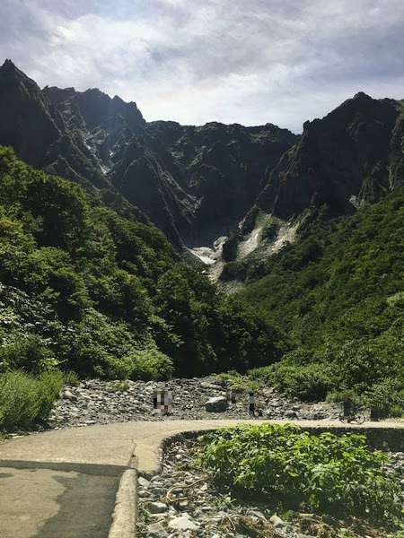 冬山チャレンジ 冬の谷川岳一ノ倉沢の岸壁を見に行こう!!! おすすめスノーシューツアー！ - 未来の谷川岳