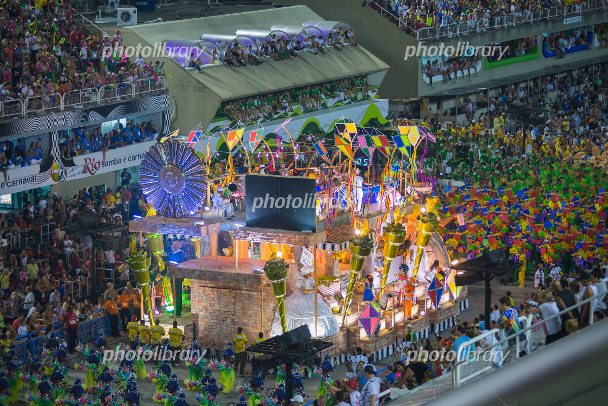 リオのカーニバル：五輪へサンバ 感染症拡大も心配毎日新聞