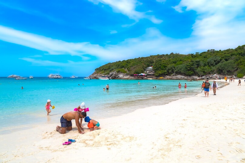 ラチャ島デイトリップダイビング-日帰りで行ける透明度良好な離島ラチャ ラチャ 島ツアー-シュノーケリングアットプーケット