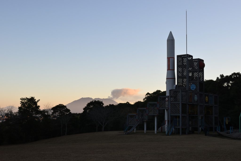 鹿児島市平川町☆錦江湾公園〜展望所〜H2ロケット実物大模型〜ロケット広場〜バラ園みけにゃんママの花と猫と自然と自然にライフイン鹿児島☆