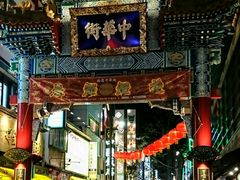 アジアンダイニング＆バー「アグラ」パスポートセンター地下１階。横浜発・チョコとグッチの放浪癖