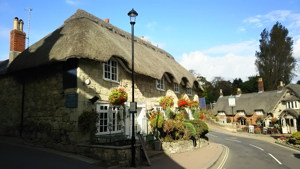 イギリスを旅しよう！ワイト島。ティールームと小さな村めぐり。山口もも