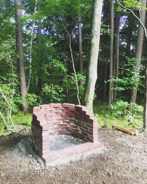 DIY 畑にファイヤープレイスを作る : 続・のんびりな日々