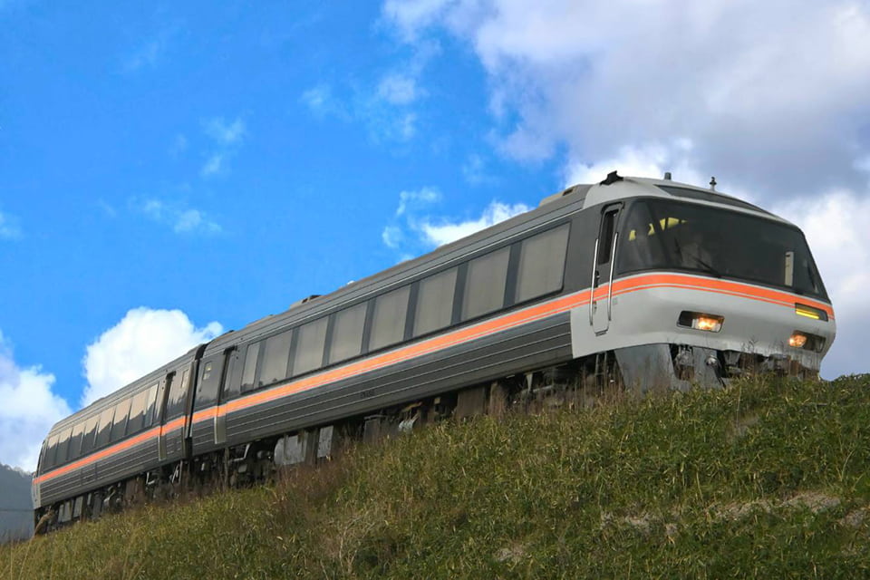 京都丹後鉄道「丹後の海」2編成目は12 26デビュー! 車内に本金箔の装飾品もマイナビニュース