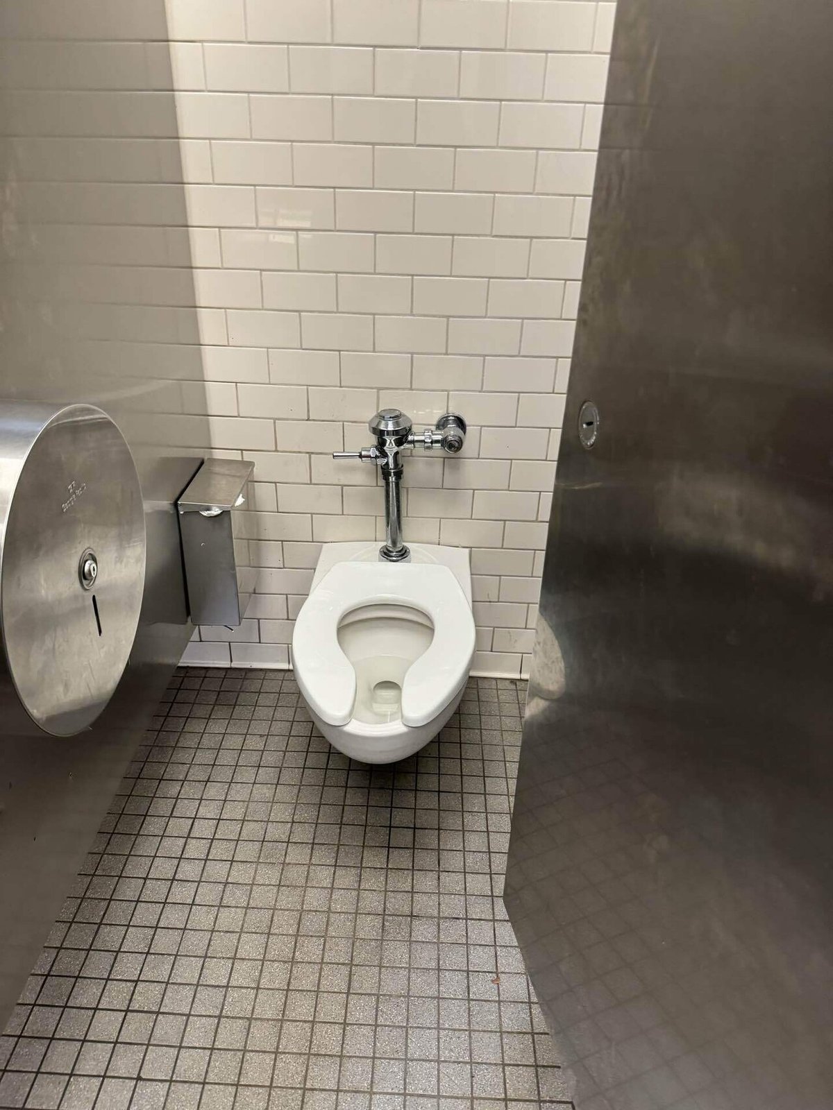 世界のトイレ事情を告白。このマーク知っていますか？増えるジェンダーニュートラルトイレって？TABIZINE～人生に旅心を～