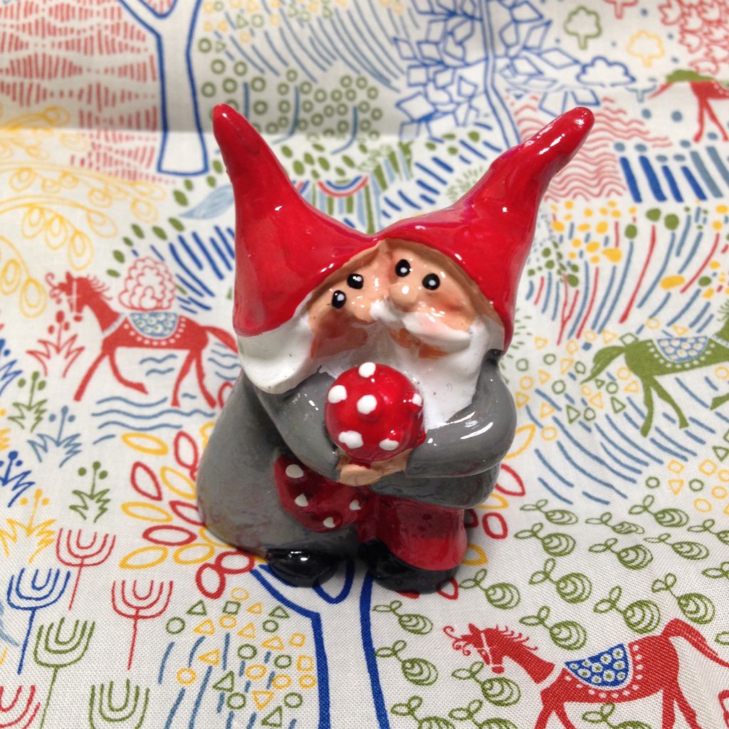 北欧お土産まとめ🇫🇮 今回はヘルシンキとサンタクロース村で買ったお土産になります🎅🎄あとは帰るだけだったので、デンマークとスウェーデンよりは買いました！食品も多めです🥞 沢山買ったつもりでしたがこうしてみると少ない🤔