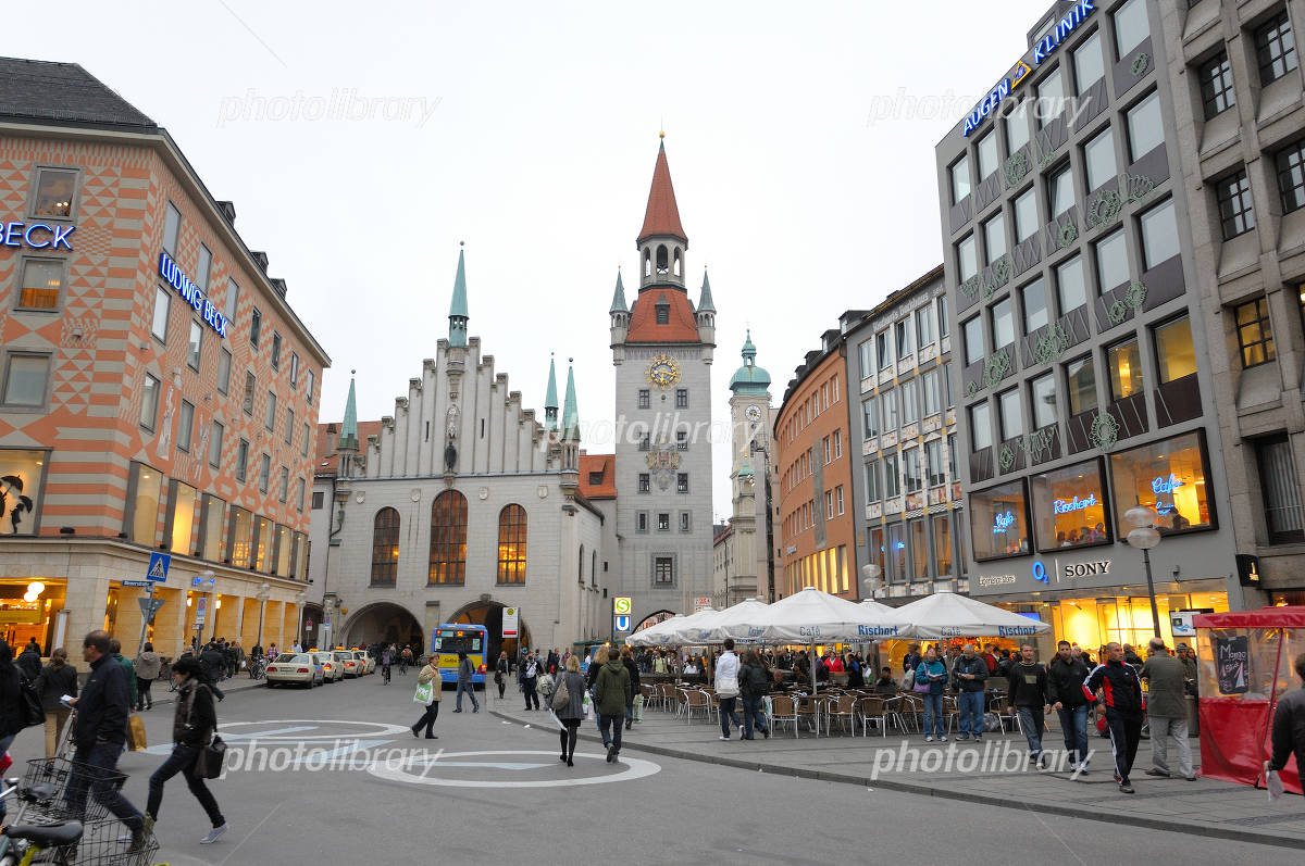 ミュンヘン新市庁舎 ミュンヘンのシンボル＜時計仕掛けの塔＞ - トラリブ Travel Blog