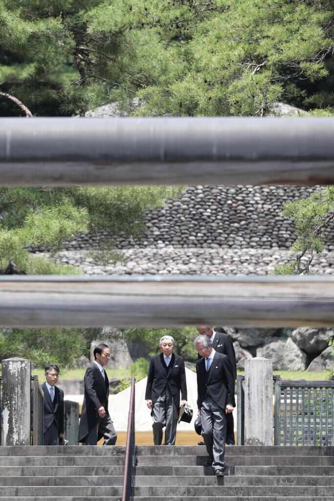 悠仁さま 成年式終えた報告で武蔵陵墓地を参拝 曾祖父の昭和天皇陵などへ あすで全行事終了TBS NEWS DIG