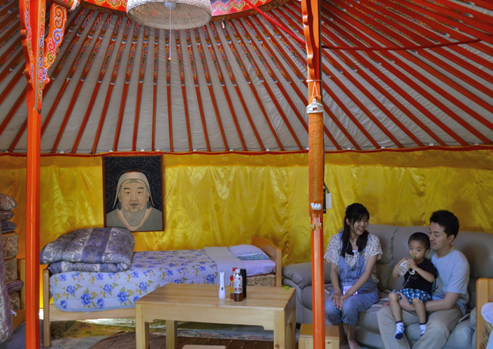 自宅のゲルで暮らすモンゴル研究者に聞いた、遊牧社会で生き抜くのに必要な力ほとんど0円大学