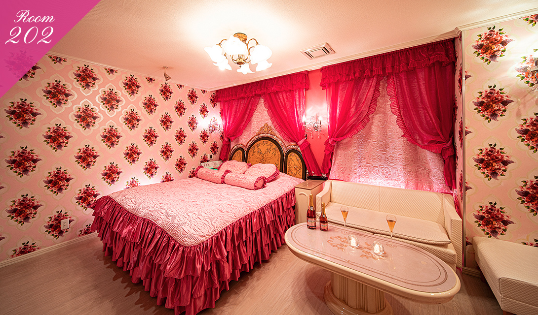 静岡県沼津市・ホテルAI沼津 711号室 回転＆上下する不思議なベッドのお部屋をレポート！あまみのラブホ探訪