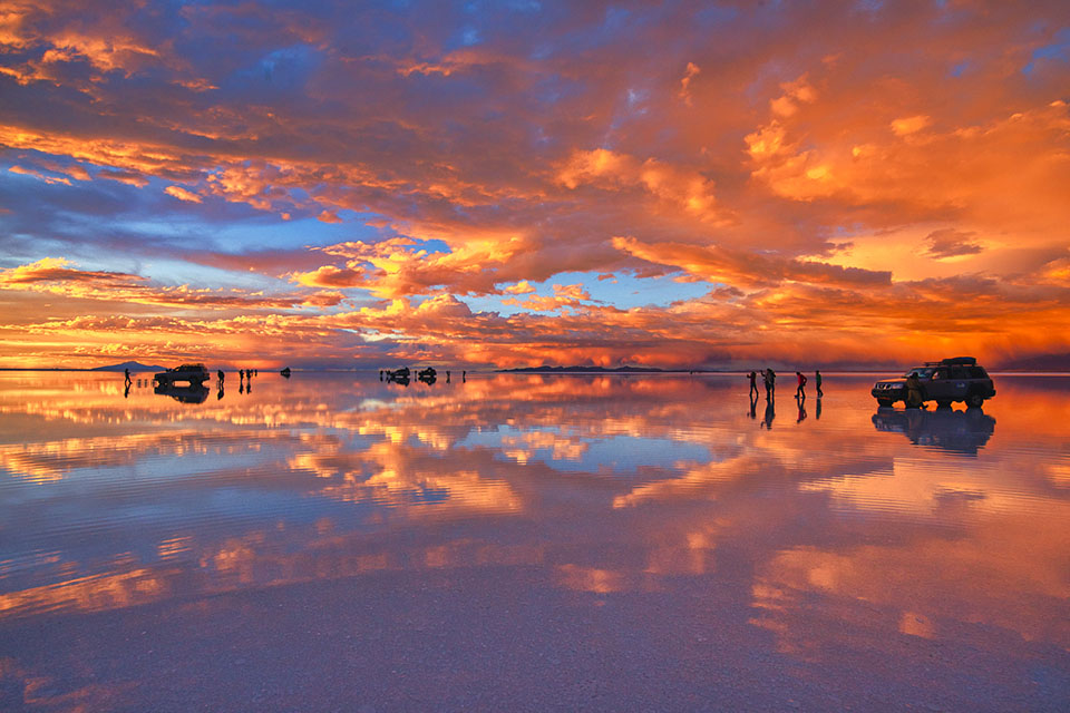 まるで宇宙にいる感覚。真夜中のウユニ塩湖で聴きたい音楽TABIPPO.NET